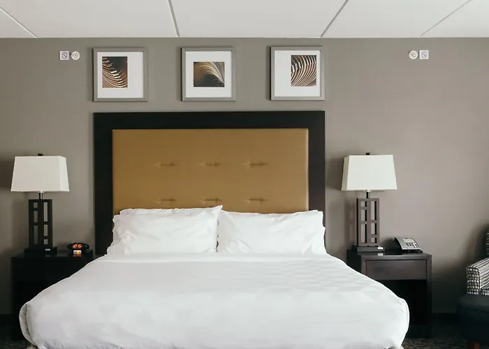 Hotel And East By Ihg 3*